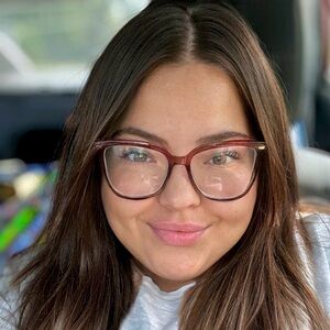 Meet your Posher, Lana